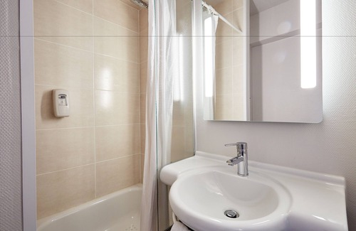 Harfleur Hotel | B&B HOTEL Le Havre (1)