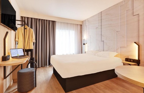 Faubourg de Bethune Hotel | B&B HOTEL Lille Lillenium Eurasanté