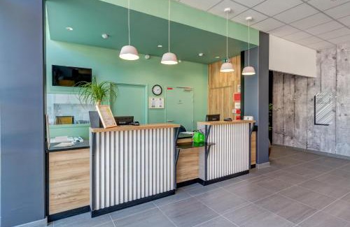 Chatenay-Malabry Hotel | B&B HOTEL Paris Sud Chatenay Malabry