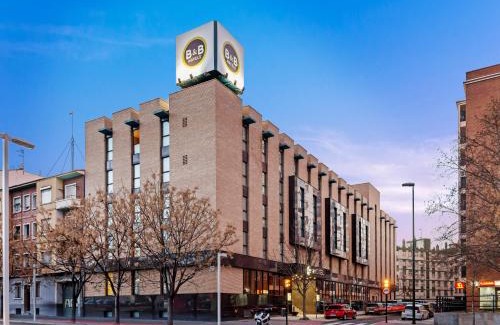 Oliver Hotel | B&B HOTEL Zaragoza Los Enlaces Estación