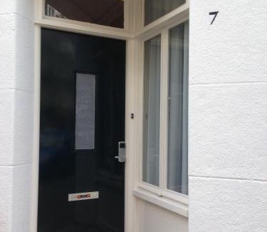 Helmersbuurt Bed & Breakfast | B&B House No 7