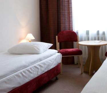 gmina Leszno Bed & Breakfast | B&B Julinek Park