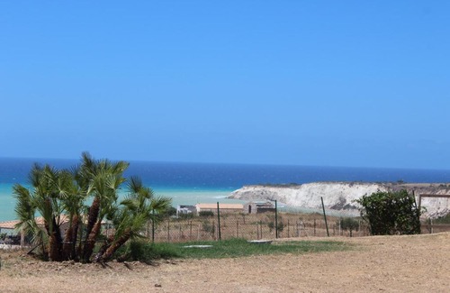 Montallegro Bed & Breakfast | B&B L'EDEN DI CAPO BIANCO