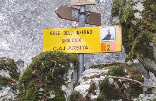 Arsita Bed & Breakfast | B&B Le Ginestre