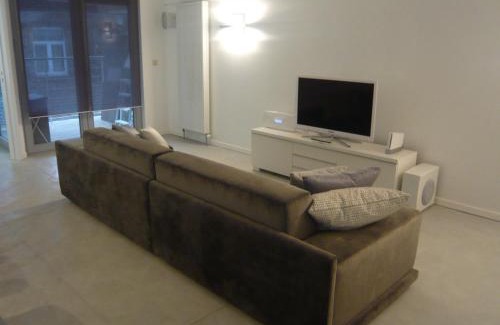 Brussels Bed & Breakfast | B&B Loft Jamar Gare Du Midi