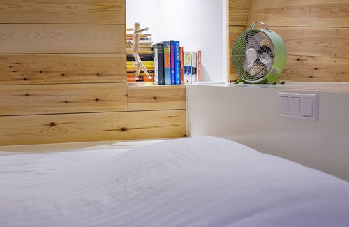 Amsterdam City Centre Bed & Breakfast | B&B on a ship