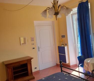 Rione San Maurizio Bed & Breakfast | "B&B Sans égal", con CAMERE PRIVATE e APPARTAMENTI al PIANO TERRA a Biella