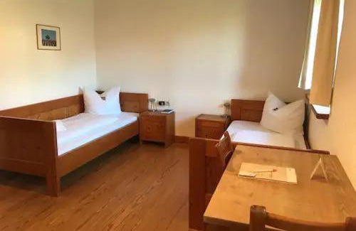 Karsau Bed & Breakfast | B&B Schloss Beuggen