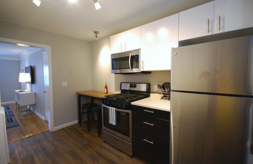 Brookwood Apartment | B2bf Quick Easy Virtual Check In w Free Parking