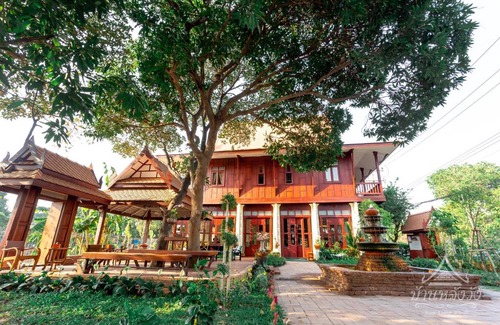 Phitsanulok House | Baan Lhang Wangh บ้านหลังวัง