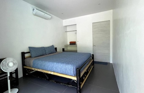 Hin Hong Villa | Baan Thanot, a private villa with swimming pool.