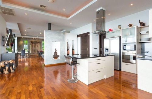 Na Thon Villa | Baan View Talay