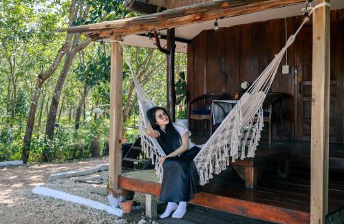 Bung Khong Long House | Baanlamun