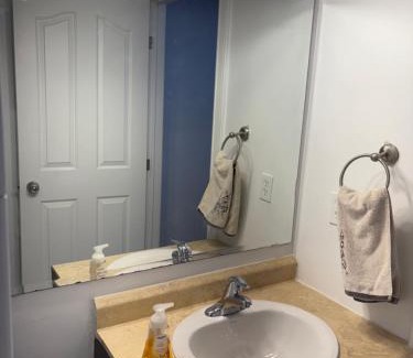 Bedford House | Bachelor in Bedford, Halifax