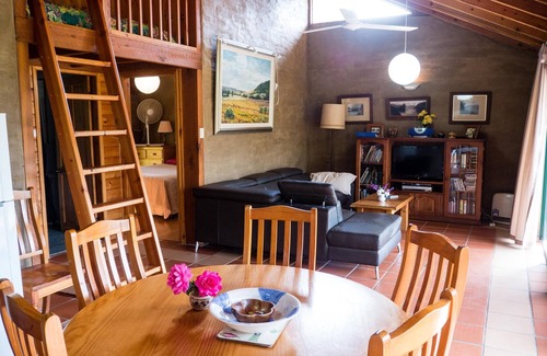 Back Forest Cottage | Back Forest Retreat Sunset Cottage