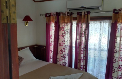 Kumarakom Boat Rental | Backwater Routes Houseboats