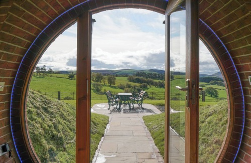 Rhayader Cottage | BADGERS VIEW, pet friendly, character holiday cottage in Rhayader