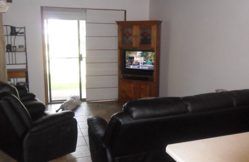 Winfield House | Baffle Creek Fishing Cabin