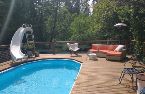 Bainbridge Island Cabin | Bainbridge Island Dome Tent on a Farm with a Pool