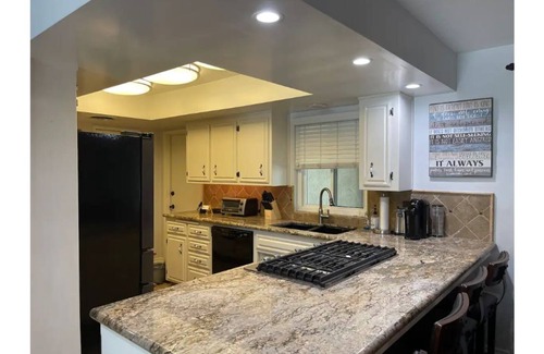 Greenacres House | Bakersfield Outdoor Oasis - Kitchen, Bar, Pool, Spa, Fire