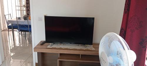 Balaclava Apartment | Balaclava hide away