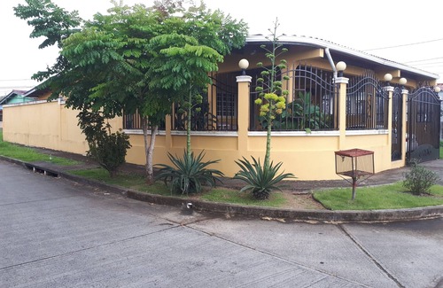 Tumba Vieja Apartment | Balboa Village