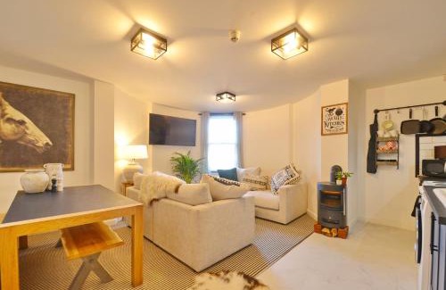 Bristol Old City Apartment | Baldwin Lofts
