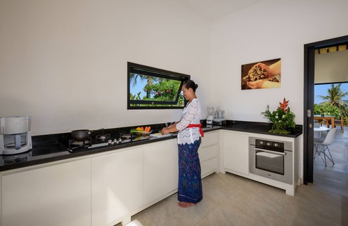 Kalibukbuk Villa | Bali Sea View Family Villa - Villa Bloom Bali