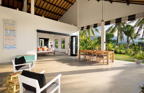 Kalibukbuk Villa | Bali Sea View Family Villa - Villa Bloom Bali