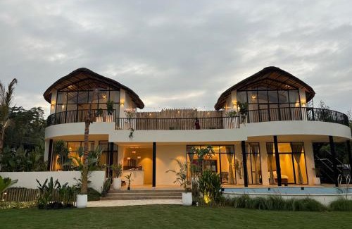 Gajwel Villa | BaliSoul 4BR A Day in Bali,Hyderabad By Homeyhuts