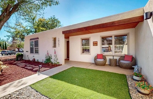 Paradise Hills Civic House | Balloon Fiesta Week just became available. Next to Golf Course Open Concept