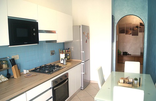Santa Rita Apartment | Bamby House bright apartment, family-friendly, central and well served.