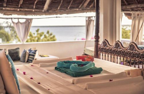 Shela House | Banana House and Wellness Centre