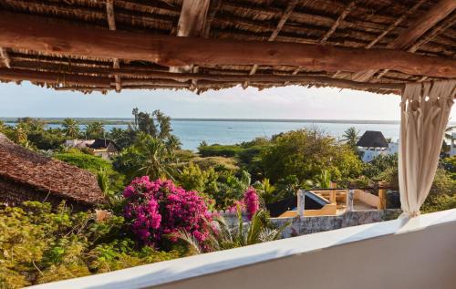 Shela House | Banana House and Wellness Centre
