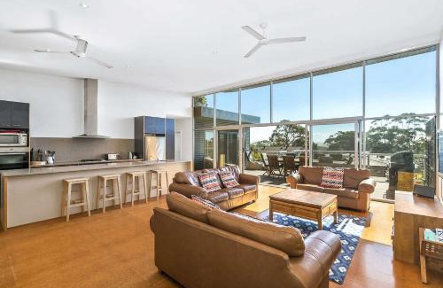 Mollymook Beach House | Bannister Head Brilliance