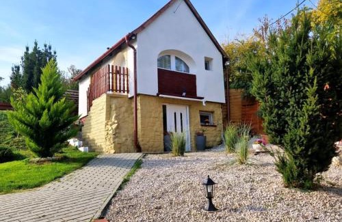 Gyorujbarat House | Baráti Vendégház