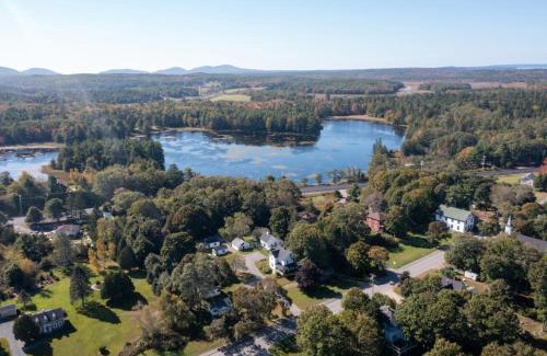 Salsbury Cove House | Bar Harbor Cottages & Suites