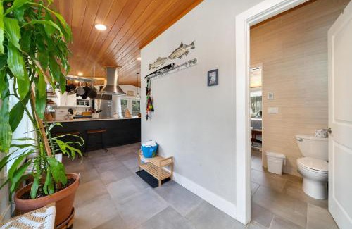 Neahkahnie Beach House | Barefeet Retreat
