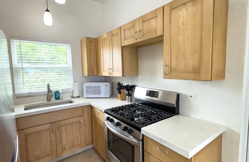 Estate Bethany Apartment | Barefoot in the Sun @ Sunset Quarters