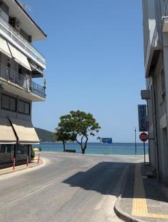 Nea Peramos Apartment | bareta apartments