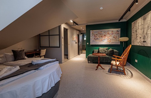 Tallya Hotel | Barka Galéria Hotel és Étterem