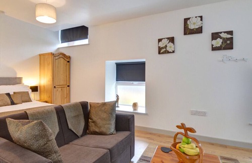 Margam House | Barn 3 - Chicken - Studio House, Sleeps 2