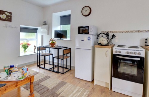 Margam House | Barn 3 - Chicken - Studio House, Sleeps 2