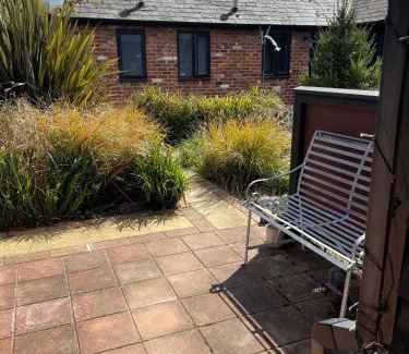 Earls Colne Apartment | Barn conversion Corner Annexe