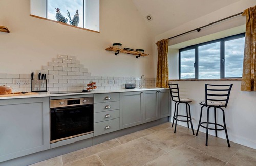 Chipping Norton Cottage | Barn conversion with spectacular views - Fox Cottage