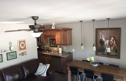 Eddyville House | Barn unit with vintage charm and a modern twist