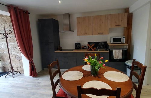 Senaillac-Latronquiere House | Barn with converted dovecote
