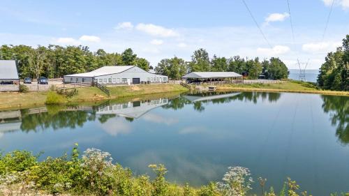 Bryant House | Barndominium at Paradise Pointe