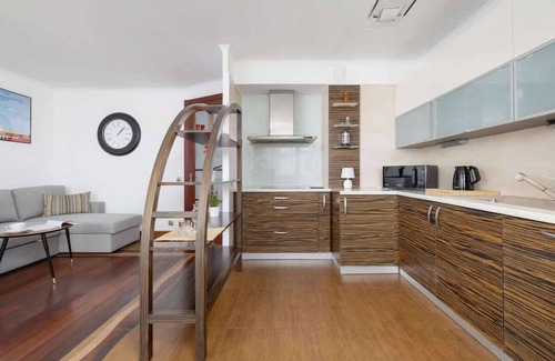 Libertow Apartment | Bartla 19D | Spacious Apartment | Parking