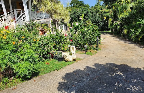 Petit-Bourg Apartment | Bas de Villa Terrasse, Jardin, Quartier Calme, Proche Zone Commerciale
